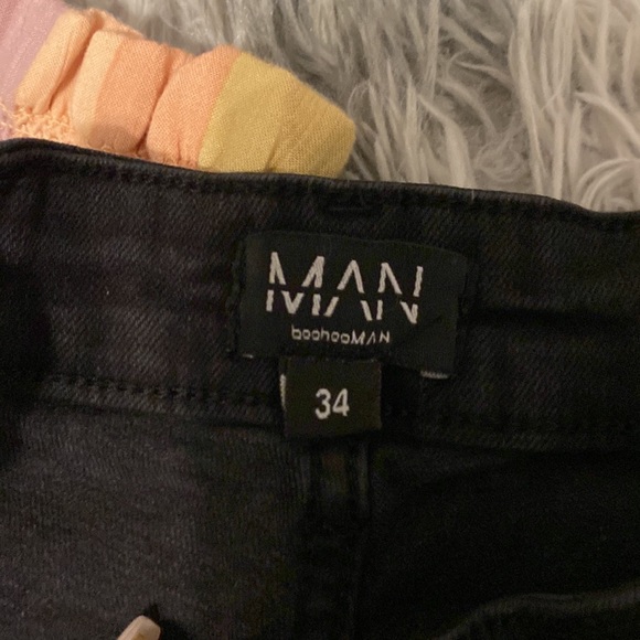 ripped jeans - Picture 2 of 2